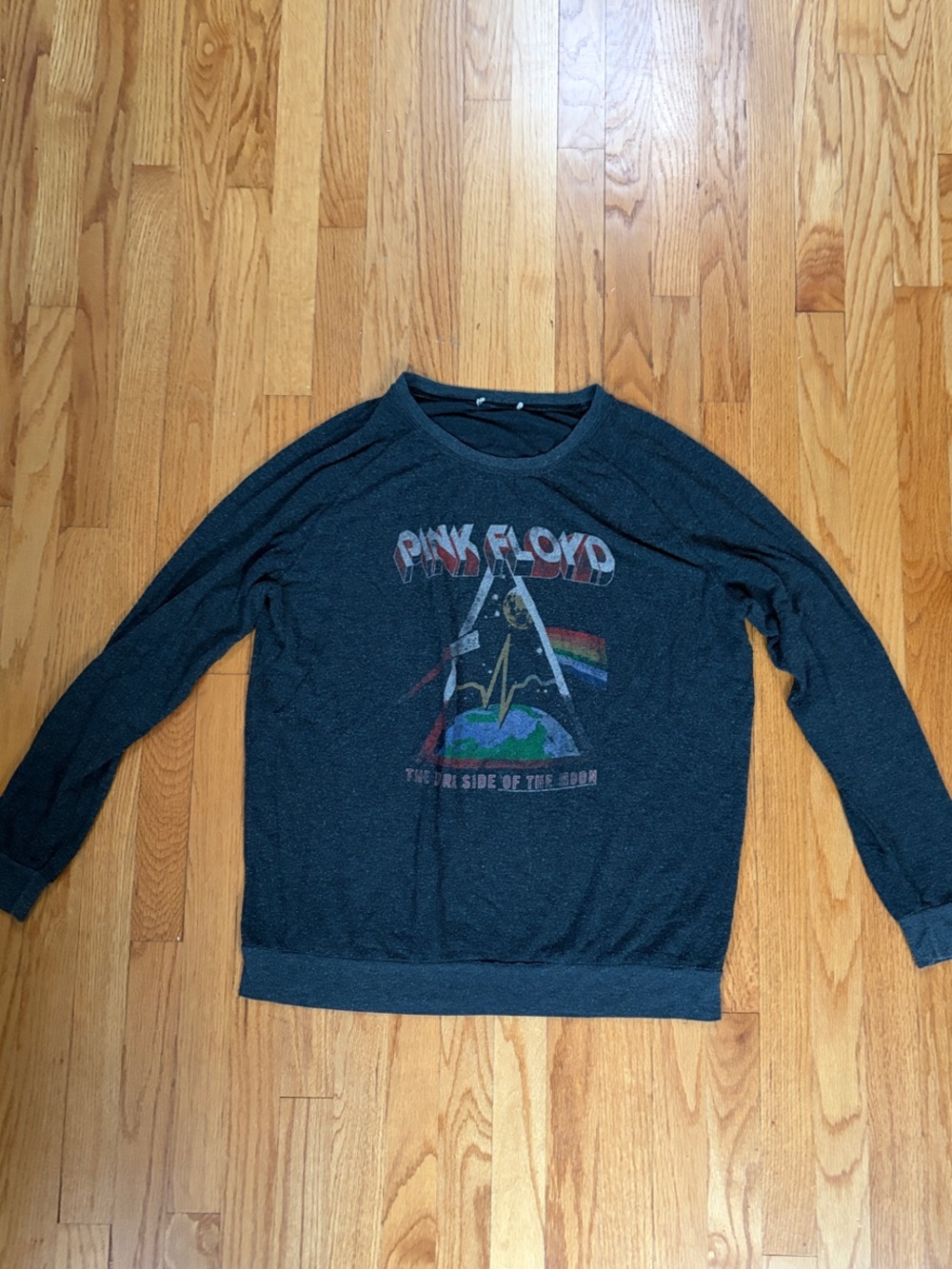 Pink Floyd charcoal long sleeve band tee with prism graphic